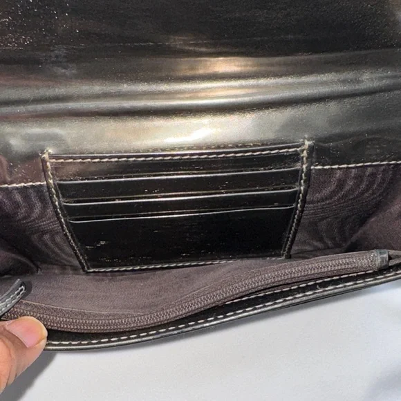 Vintage Gucci GG Plus Monogram Joy Continental
Flap Wallet - Picture 10 of 13